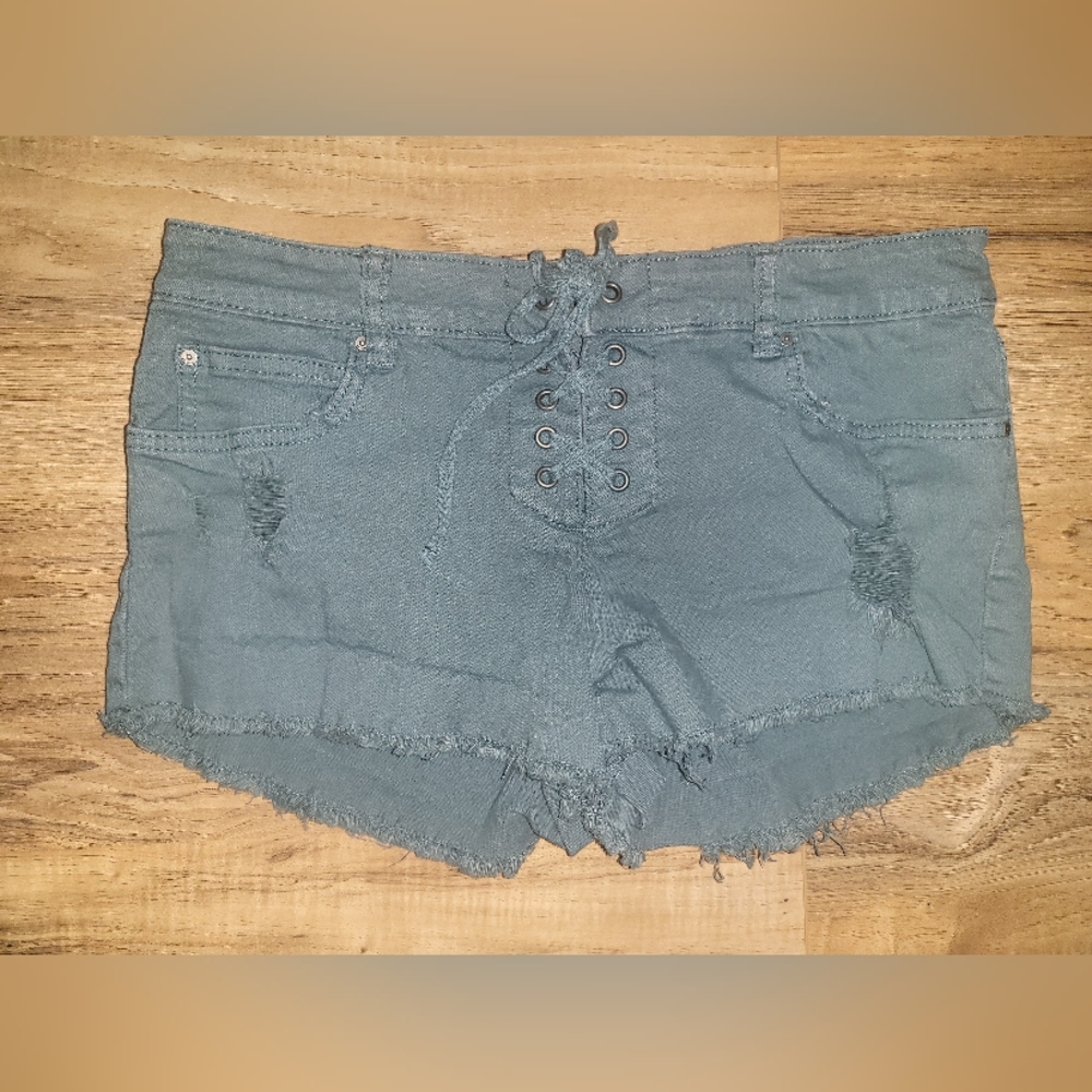 Billabong tie waist shorts